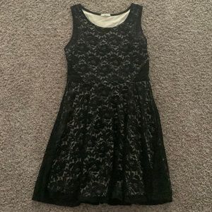 Soprano, Black roses dress.